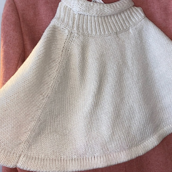 American Girl Poncho - Picture 3 of 4